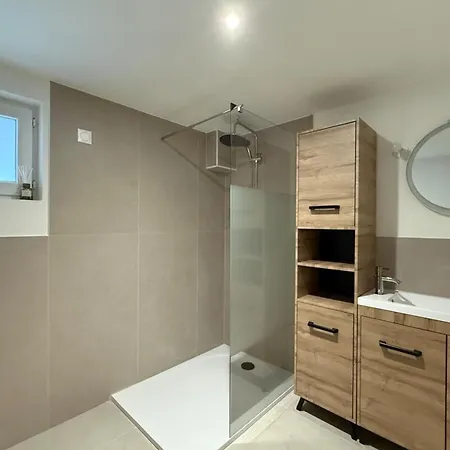 Maison Rez De Chaussée Avec Jardin Сasa de vacaciones *