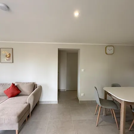 Сasa de vacaciones Maison Rez De Chaussée Avec Jardin *