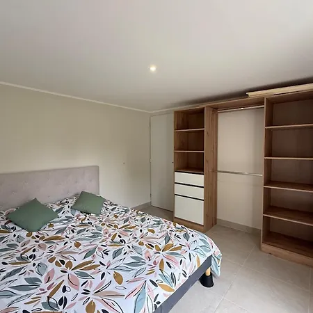 Maison Rez De Chaussée Avec Jardin Сasa de vacaciones Saint-Jean-dʼAngély